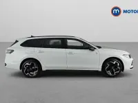 Used VW Passat R-line 204 HP (150 kW) 2025 White Estate