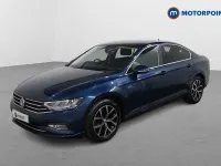 Begagnad VW Passat SEL 120 HK (88 kW) 2019 Blå Sedan