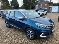 Gebraucht Renault Captur Play 90 PS (66 kW) 2019 Blau SUV
