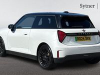 Used Mini Cooper SE Hatch 158 kW (215 HP) 2024 White Hatchback