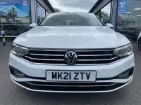 Begagnad VW Passat SEL 150 HK (110 kW) 2021 Vit Sedan
