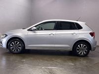 Usado VW Polo Active 80 HP (58 kW) 2021 Prateado Citadino