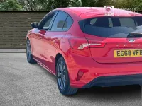 Used Ford Focus ST-Line 125 HP (91 kW) 2019 Red Hatchback