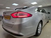 Usado Ford Mondeo Zetec 2016 Prateado Citadino