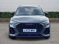 Usado Audi Q3 Black Edition 150 HP (110 kW) 2023 Cinzento SUV