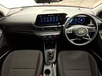 Used Hyundai i20 Advanced 100 HP (73 kW) 2025 Red Hatchback