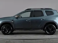 Used Dacia Duster Extreme 99 HP (72 kW) 2023 Green SUV