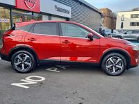 Used Nissan Qashqai N-Connecta 187 HP (137 kW) 2022 Red SUV