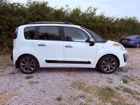 Used Citroën C3 Picasso SELECTION 2013 White MPV