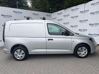 Usado VW Caddy 122 CV (89 kW) 2022 Plateado Monovolumen