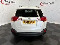Begagnad Toyota RAV4 124 HK (91 kW) 2014 Vit SUV