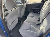 Second-hand Honda Jazz SE 82 CP (60 kW) 2007 Albastru Hatchback
