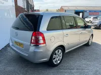 Used Vauxhall Zafira Excite 115 HP (84 kW) 2012 Silver MPV