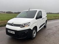 Used Citroën Berlingo 100 HP (73 kW) 2020 White MPV