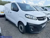 Used Vauxhall Vivaro 100 HP (73 kW) 2022 White MPV