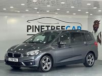 Usado BMW 216 Sport Line 116 HP (85 kW) 2018 Cinzento Monovolume