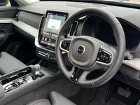 Used Volvo XC90 Core 250 HP (183 kW) 2025 Black SUV