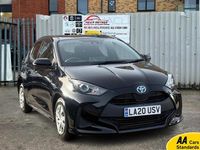 Used Toyota Yaris Hybrid Design 116 HP (85 kW) 2020 Black Hatchback
