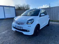Used Smart ForFour 71 HP (52 kW) 2019 White Hatchback