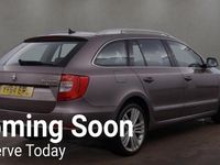 Used Skoda Superb Elegance 140 HP (102 kW) 2014 Mauve Estate