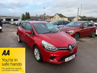 Used Renault Clio IV Dynamique 90 HP (66 kW) 2017 Red Hatchback