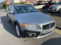Usado Volvo XC70 SE Lux 215 CV (158 kW) 2013 Plateado Familiar