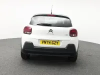 Begagnad Citroën C3 PureTech 83 HK (61 kW) 2024 Vit Halvkombi