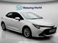 Used Toyota Corolla 140 HP (102 kW) 2023 White Hatchback