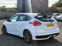 Used Ford Focus ST 185 HP (136 kW) 2016 White Hatchback
