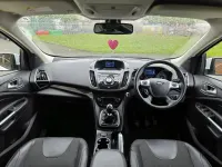 Usado Ford Kuga Titanium 150 CV (110 kW) 2016 Blanco SUV