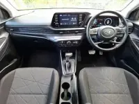 Usado Hyundai Bayon SE 100 HP (73 kW) 2023 Preto SUV