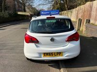 Used Vauxhall Corsa Design Edition 70 HP (51 kW) 2015 White Hatchback