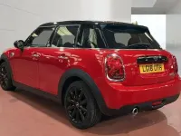 Używany Mini Cooper D Hatch 2018 Czerwony Hatchback