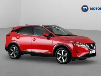 Used Nissan Qashqai N-Connecta 190 HP (139 kW) 2023 Red SUV