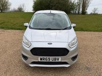 Second-hand Ford Transit Limited 100 CP (73 kW) 2019 Argintiu Van