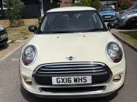Used Mini ONE Hatch 102 HP (75 kW) 2016 White Hatchback