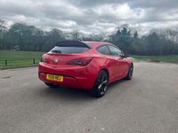 Second-hand Vauxhall Astra GTC Edition 2015 Roșu Hatchback