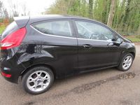 Used Ford Fiesta Zetec 82 HP (60 kW) 2011 Black Hatchback