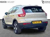 Usado Volvo XC40 Plus 2024 Dourado SUV