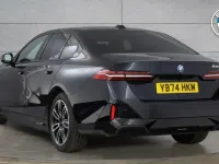 Begagnad BMW 530e M Sport 295 HK (216 kW) 2024 Svart
