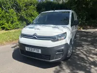 Usado Citroën Berlingo 75 HP (55 kW) 2021 Branco Monovolume