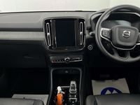 used Volvo XC40 SUV (2020/70)Inscription B4 (P) AWD auto 5d