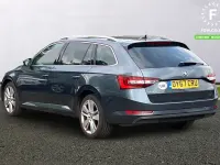 Usado Skoda Superb SE L Executive 2017 Gris Familiar