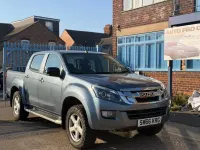 Used Isuzu Pick up 161 HP (118 kW) 2016 Grey Pickup