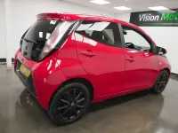 Used Toyota Aygo x-style 69 HP (50 kW) 2017 Red Hatchback