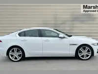 Used Jaguar XE 180 HP (132 kW) 2019 White Sedan