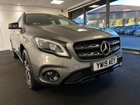 Used Mercedes GLA180 Urban 122 HP (89 kW) 2019 Grey SUV