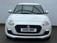 Used Suzuki Swift SZ3 90 HP (66 kW) 2019 White Hatchback