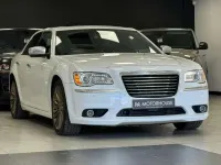 Used Chrysler 300C Executive 236 HP (173 kW) 2013 White Sedan