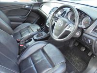 Used Vauxhall Astra GTC SRi 2018 White Hatchback